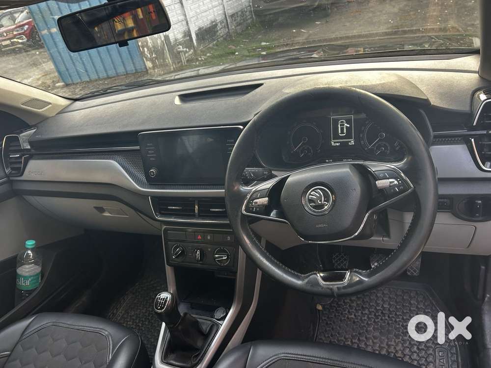 Skoda Kushaq 1.0 Tsi Active, 2022, Petrol