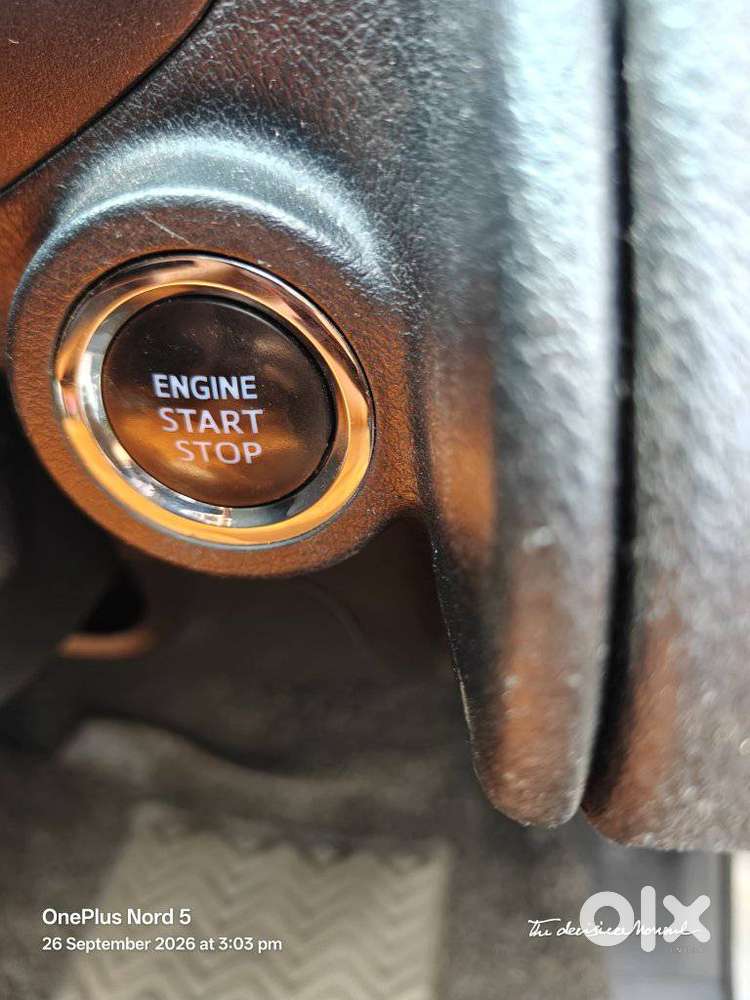 Toyota Innova Crysta [2020-ongoing] 2.4 Vx 8 Str, 2020, Diesel