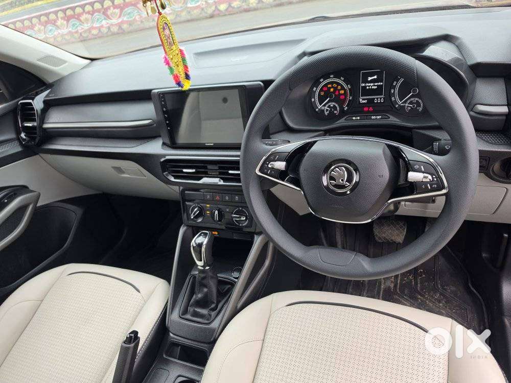 Skoda Kylaq Signature At, 2025, Petrol