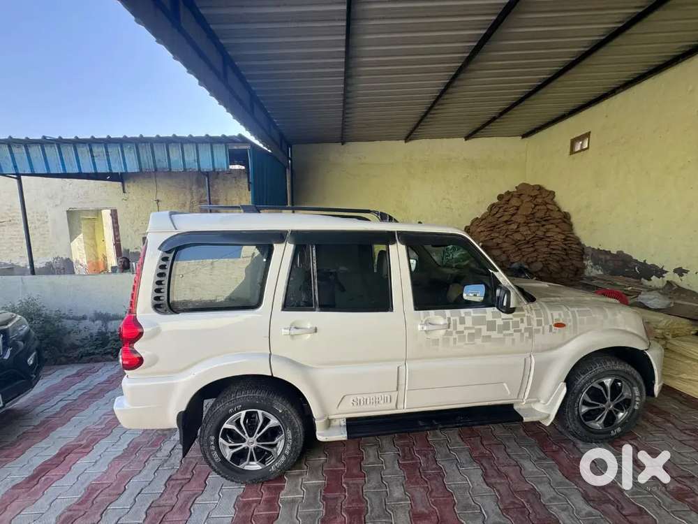 Mahindra Scorpio Classic 2011