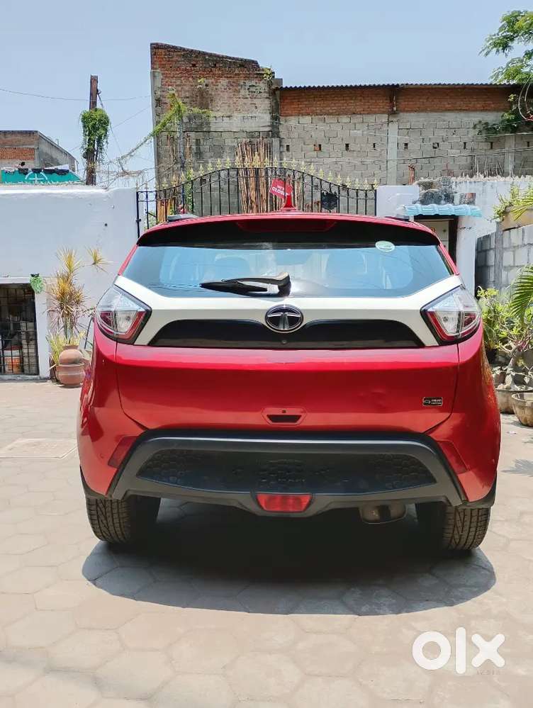 Tata Nexon 2018, Low Kms Driven.