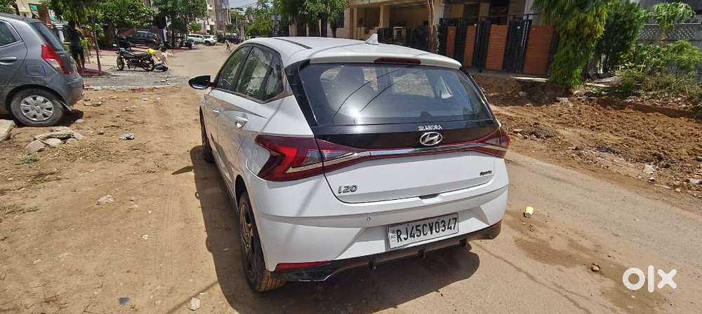 Hyundai I20 Sportz 1.2 Ivt, 2022, Petrol