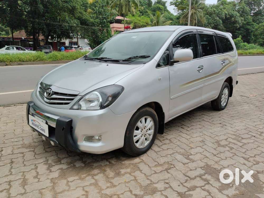 Toyota Innova 2.5 Vx 8 Str Bsiv, 2011, Diesel