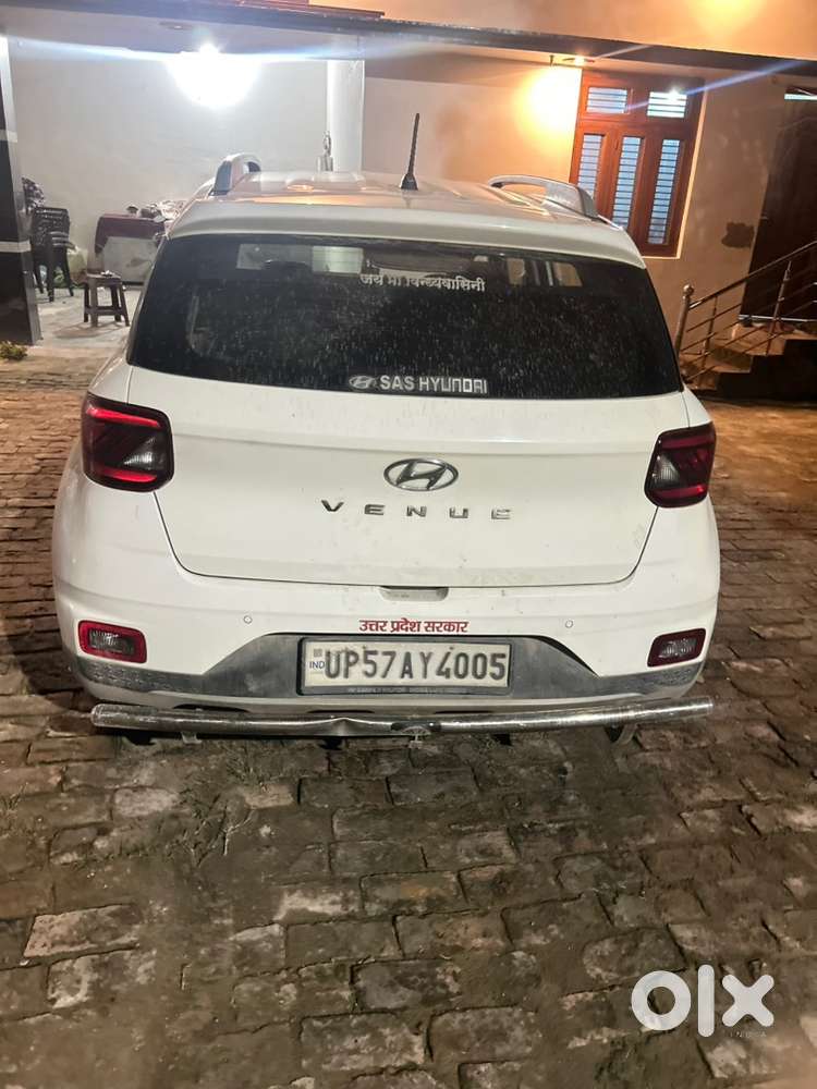 Hyundai Venue Petrol Manual 2020