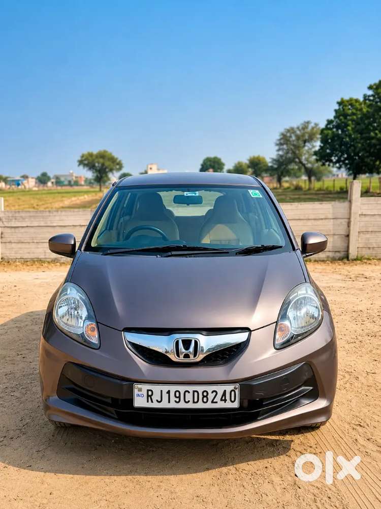 Honda Brio Mt Petrol 2014