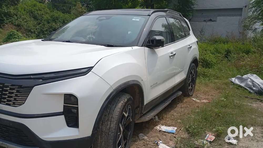 Tata Safari Adventure Plus 2024