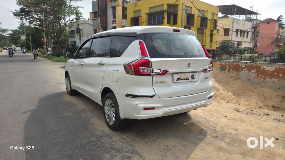Maruti Suzuki Ertiga Vxi Shvs, 2021, Petrol