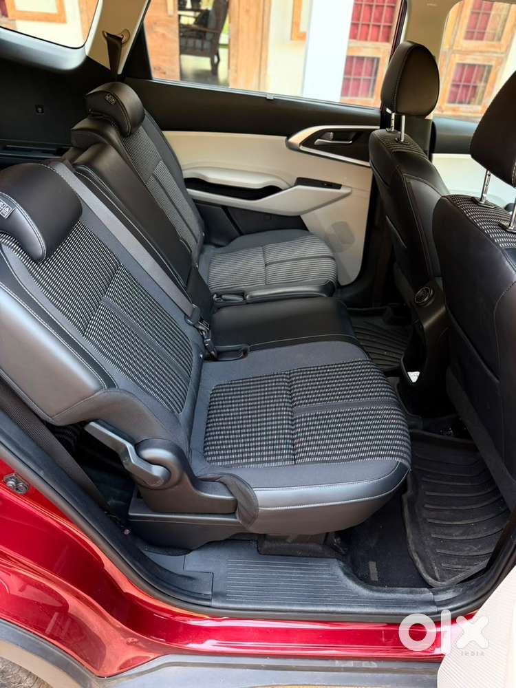 Kia Carens Petrol Automatic 1.5 Dct 2023 Prestige Plus
