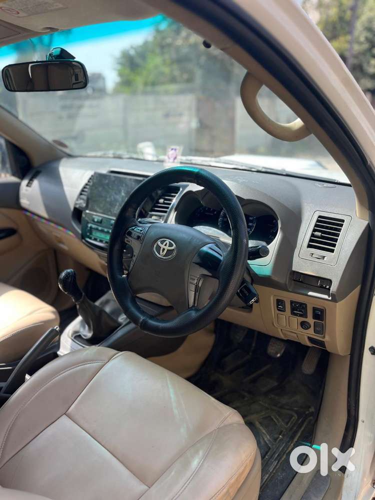 Toyota Fortuner 3.0 4x4 Manual, 2012, Diesel