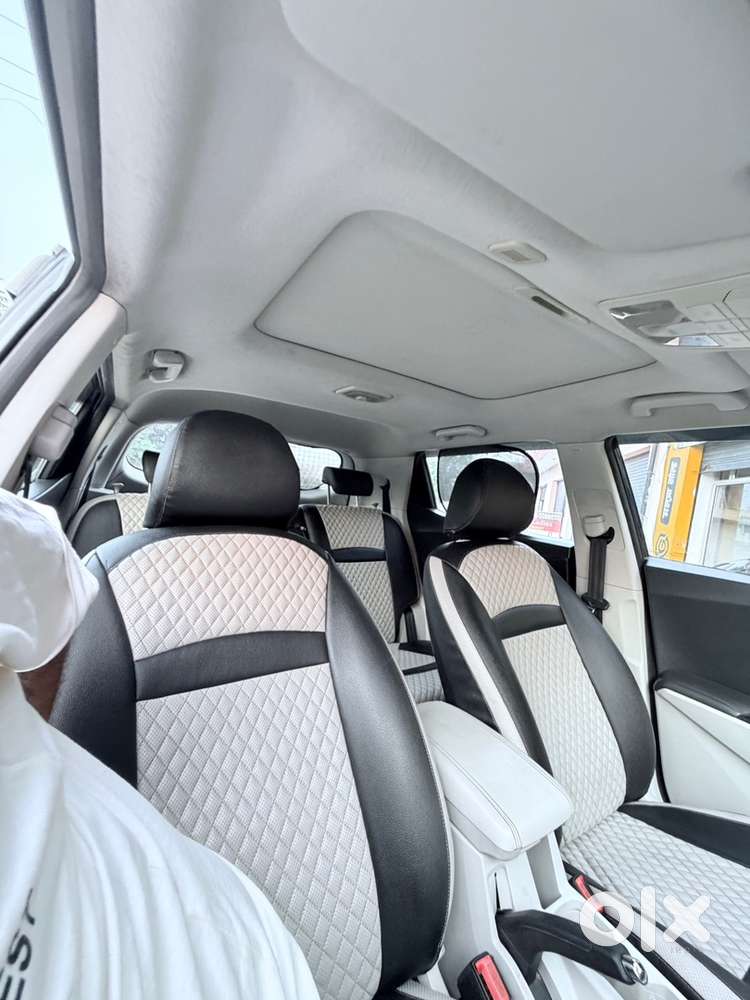 Mahindra Xuv300 Petrol 2022