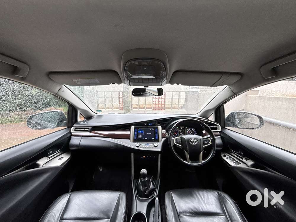 Toyota Innova Crysta Zx 2.4 Diesel 7 Seater, 2016, Diesel
