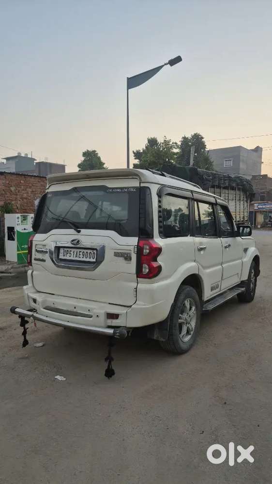 Mahindra Scorpio 2016 Diesel Manual 4th Owner
