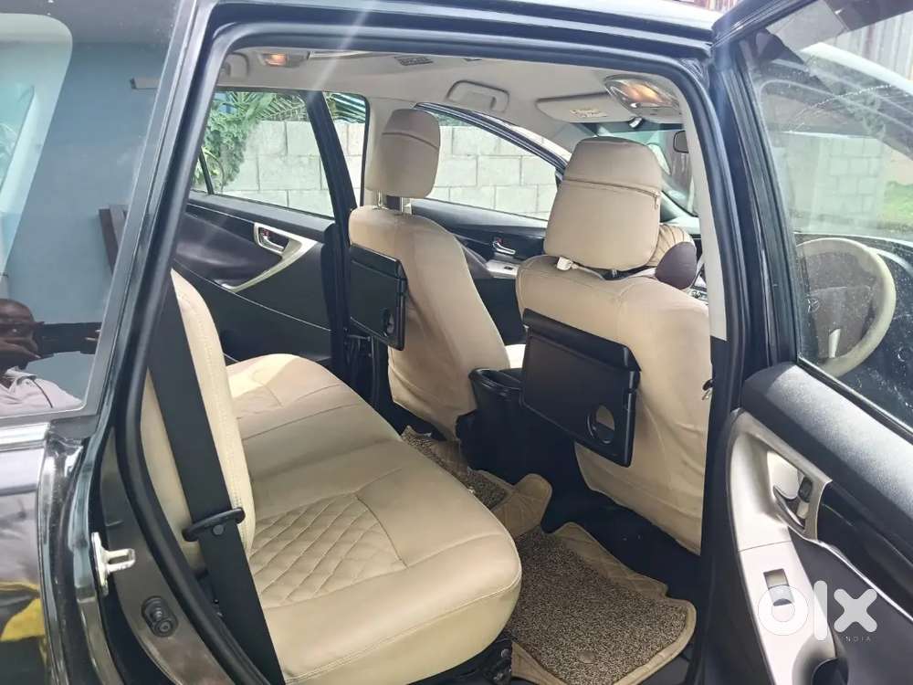 Toyota Innova Crysta Edition 7 2018