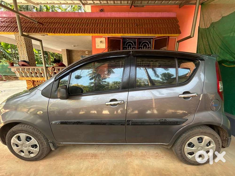 Maruti Suzuki Ritz 2011 Petrol Well Maintained