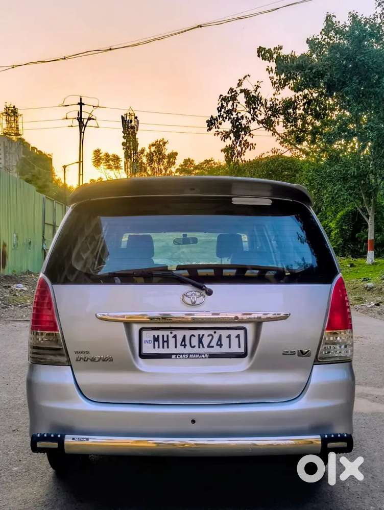 Innova V Top Model Diesel