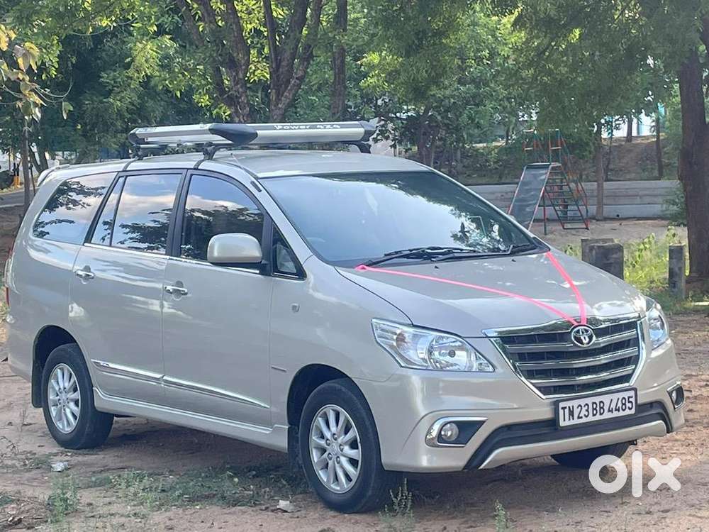 Toyota Innova 2012 Diesel Well Maintained