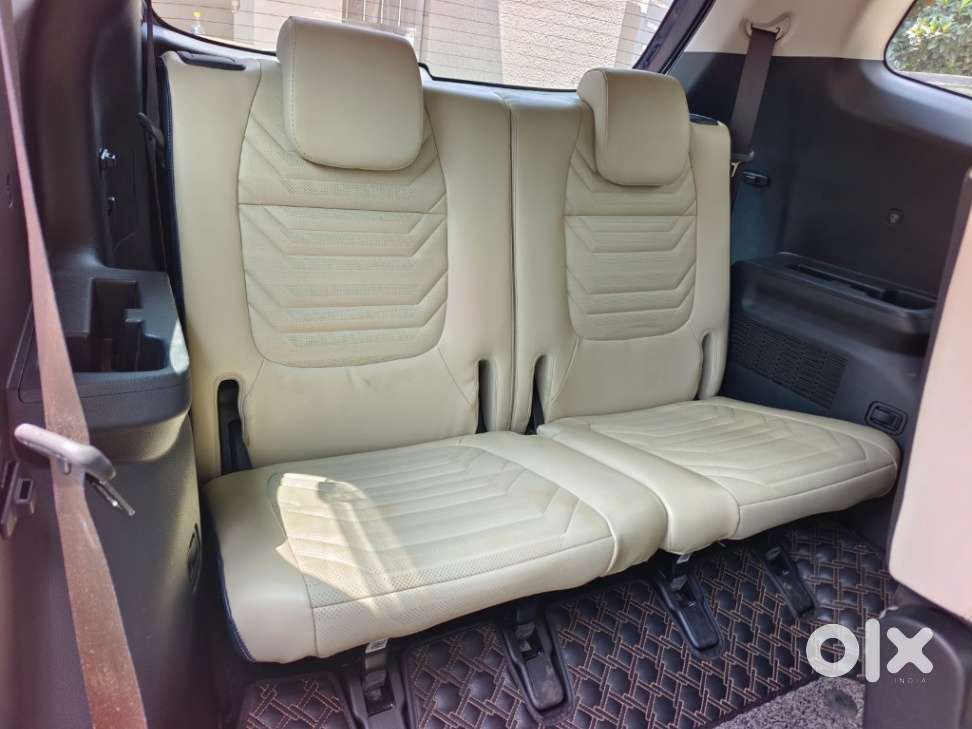 Kia Carens Luxury (o)1.5 Diesel At 7 Str, 2023, Diesel