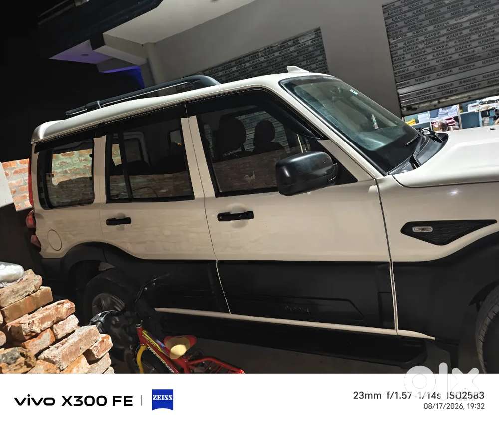 Mahindra Scorpio Classic 2025 Diesel 18000 Km Driven