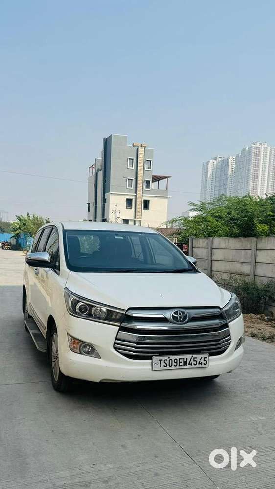 Toyota Innova Crysta 2017 Diesel Well Maintained
