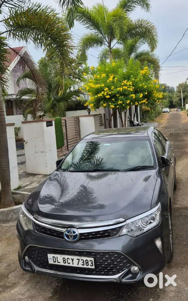 Toyota Camry 2.5 Hybrid 2016