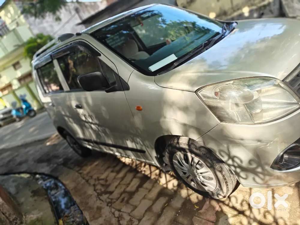 Maruti Suzuki Wagon R 1.0 15 Petrol 190000 Km Driven