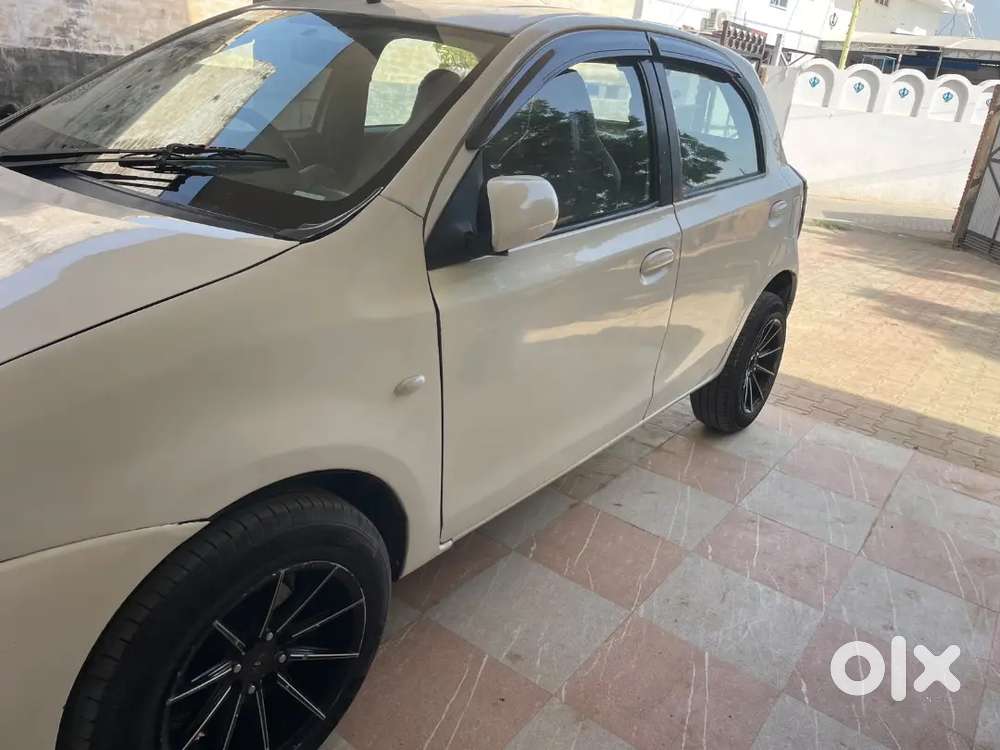 Toyota Etios Liva 2012 Diesel