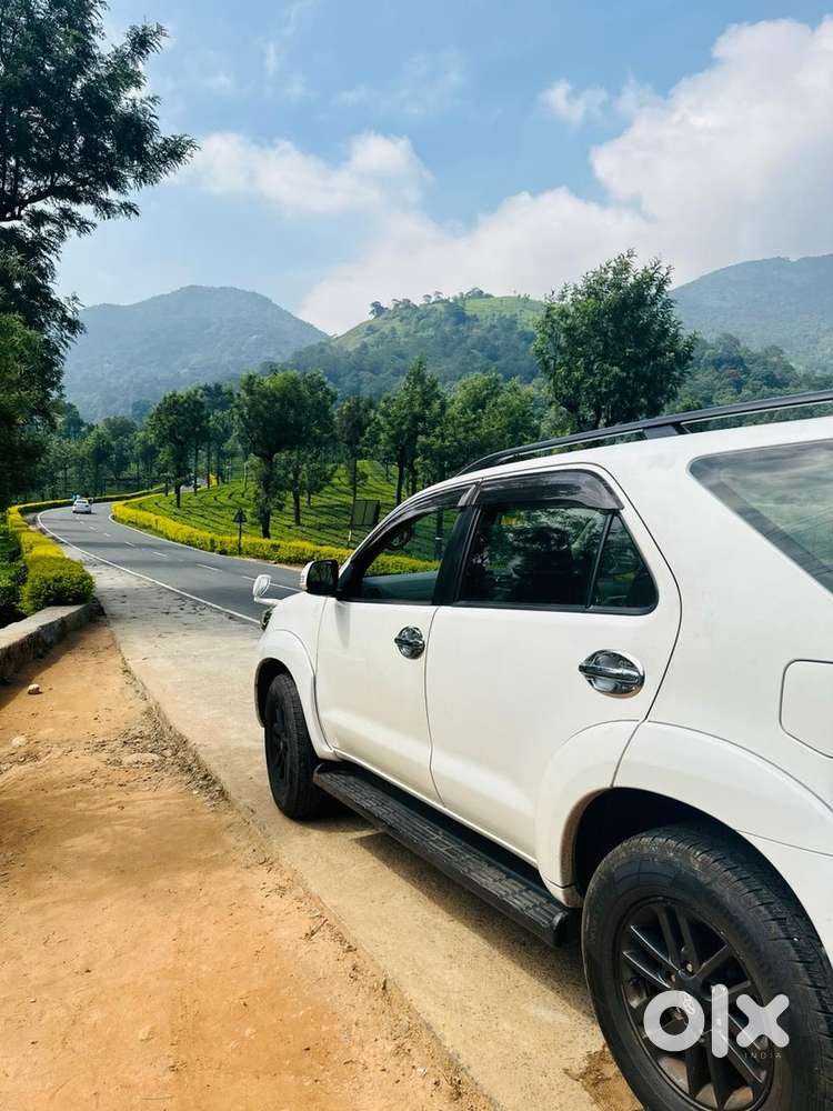 Toyota Fortuner Diesel 2012