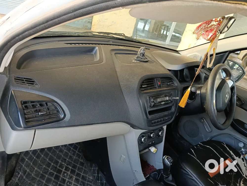 Tata Tiago Revotron 2017