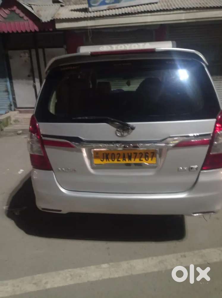 Toyota Innova 2012model