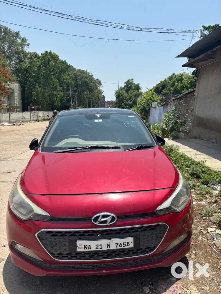 Hyundai I20 2014 Diesel 160000 Km Driven Well Maintained Top End