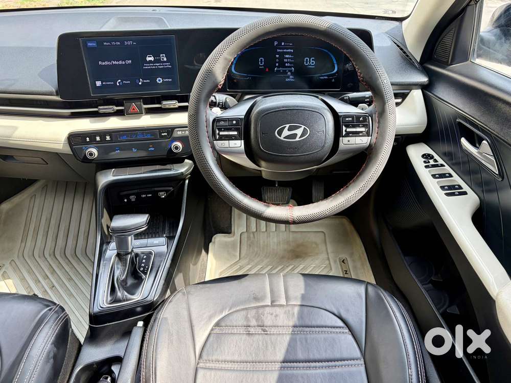 Hyundai Verna Sx 1.5 Petrol Ivt, 2023, Petrol