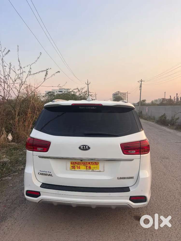 Kia Carnival Limousine 2020