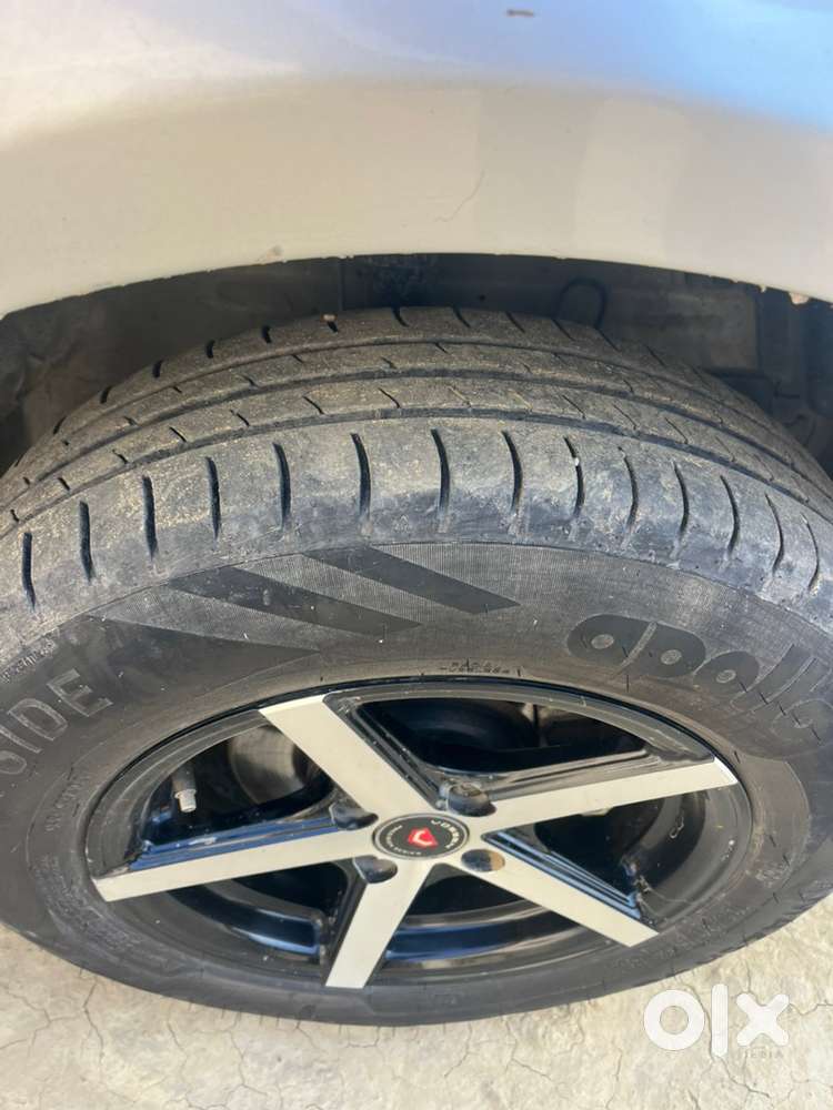 Maruti Suzuki Swift Dzire 2015 166 Km Driven