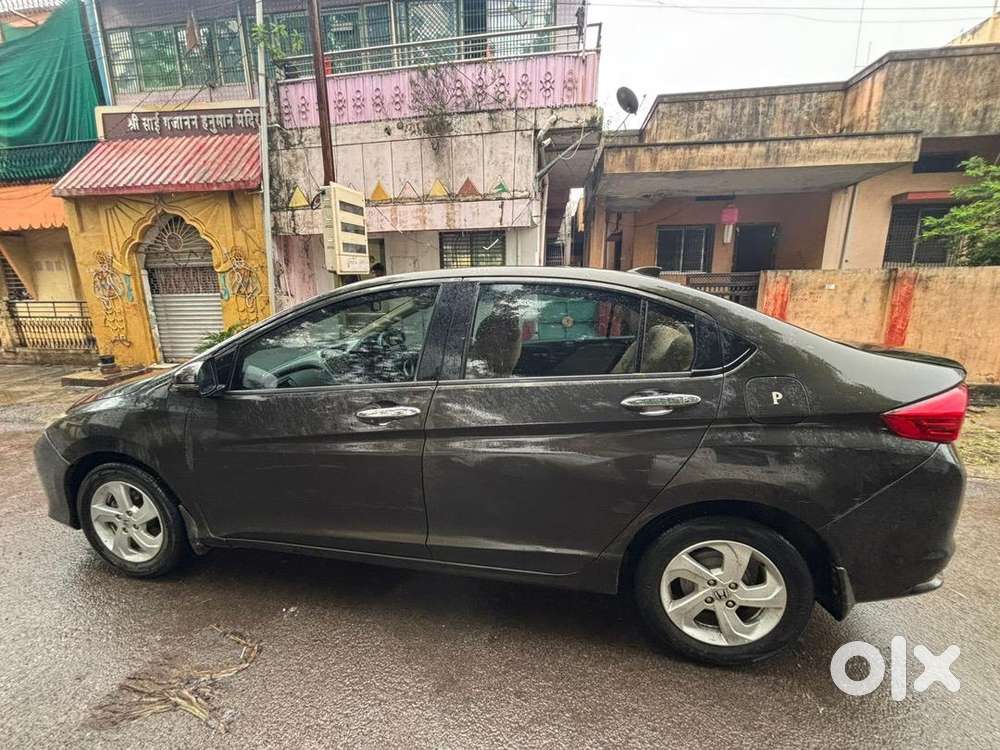 Honda City Zx 2017 Petrol Well Maintained