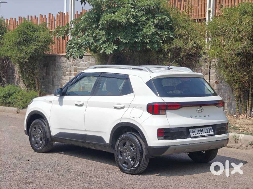 Hyundai Venue E 1.2 Petrol, 2023, Petrol