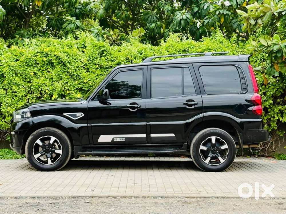 Mahindra Scorpio Classic 2.2 S 11 Mt 7 Str, 2024, Diesel