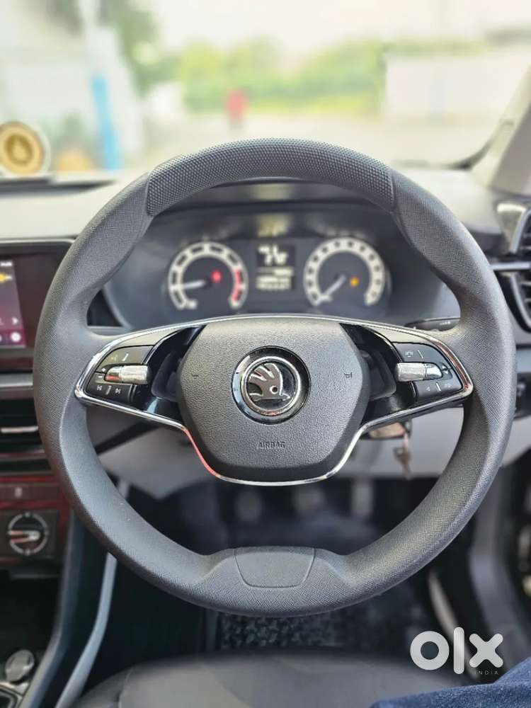 Skoda Kushaq Active 1.0 Tsi Mt, 2022, Petrol