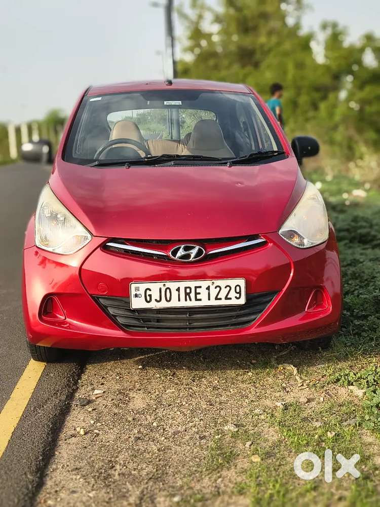Hyundai Eon 2nd Owner 2013 Petrol