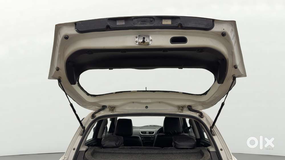 Maruti Suzuki Swift Zxi, 2016, Petrol