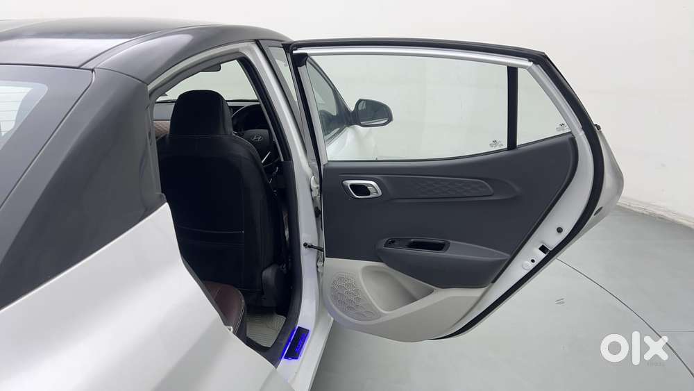 Hyundai Aura 1.2 Sx Cng, 2024, Cng & Hybrids