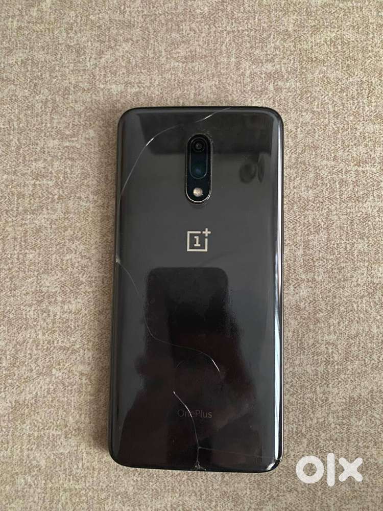 OnePlus 7 8GB RAM 256GB Storage Excellent Condition - Mobile