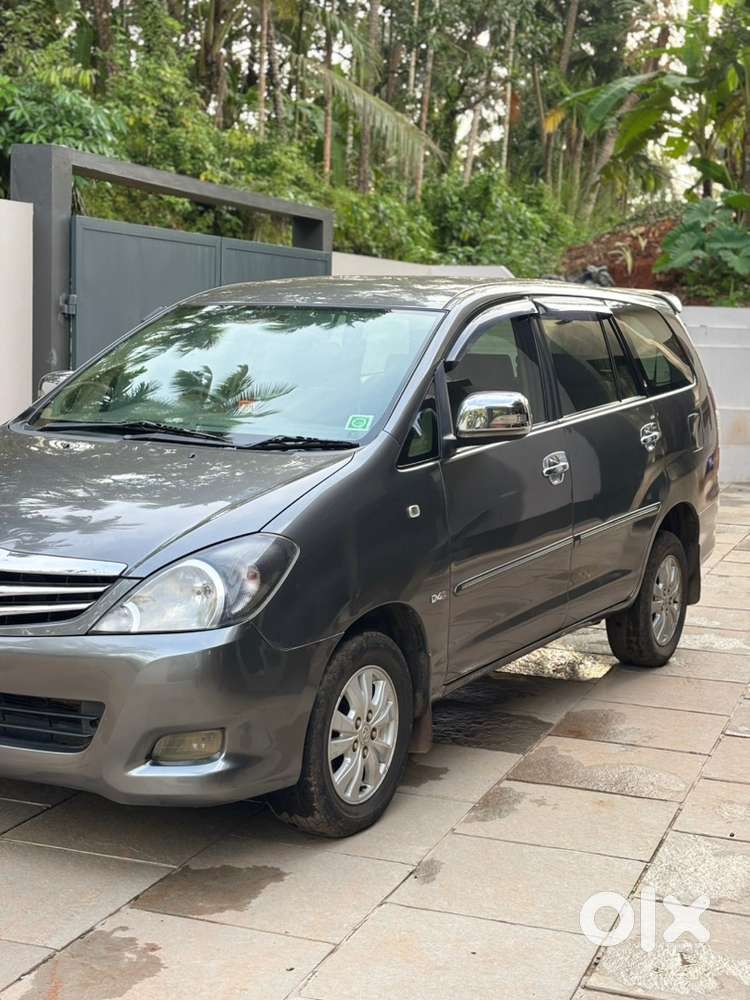 Toyota Innova 2010 Diesel 185000 Km Driven