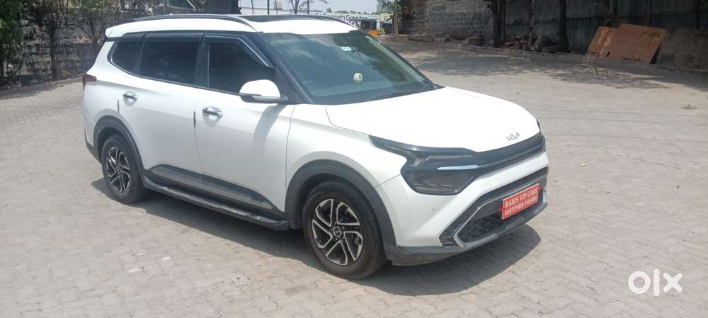 Kia Carens Luxury (o)1.5 Diesel At 7 Str, 2022, Diesel