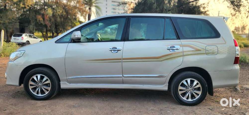 Toyota Innova 2.5 Z Diesel 7 Seater, 2015, Diesel