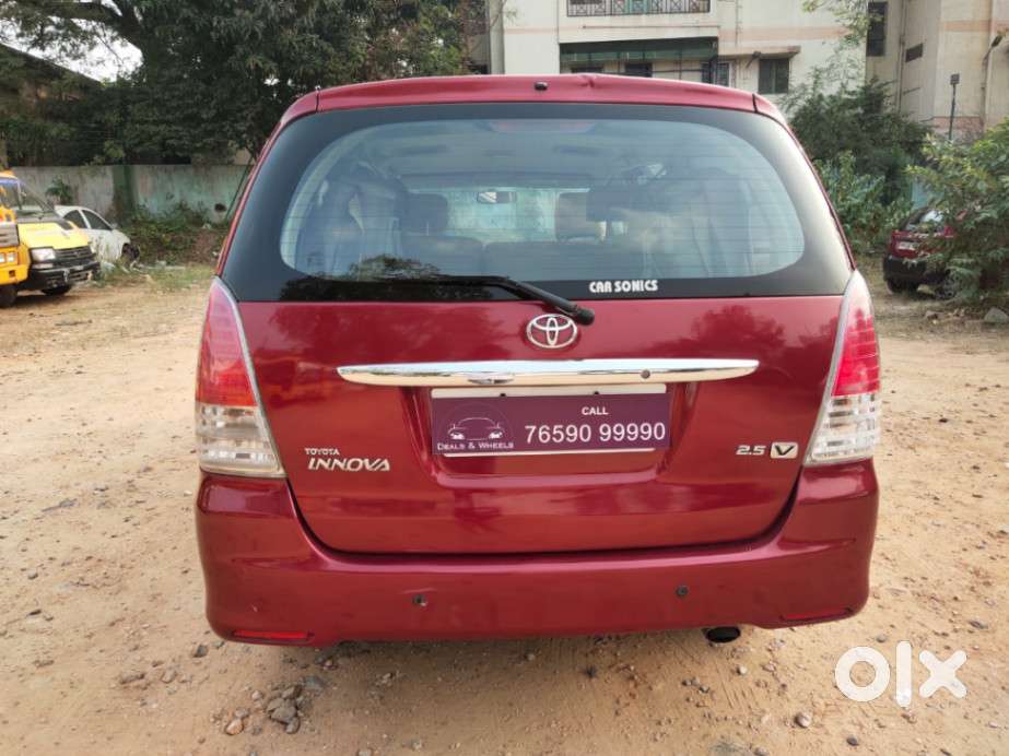 Toyota Innova 2009-2011 2.5 E 8 Str, 2009, Diesel