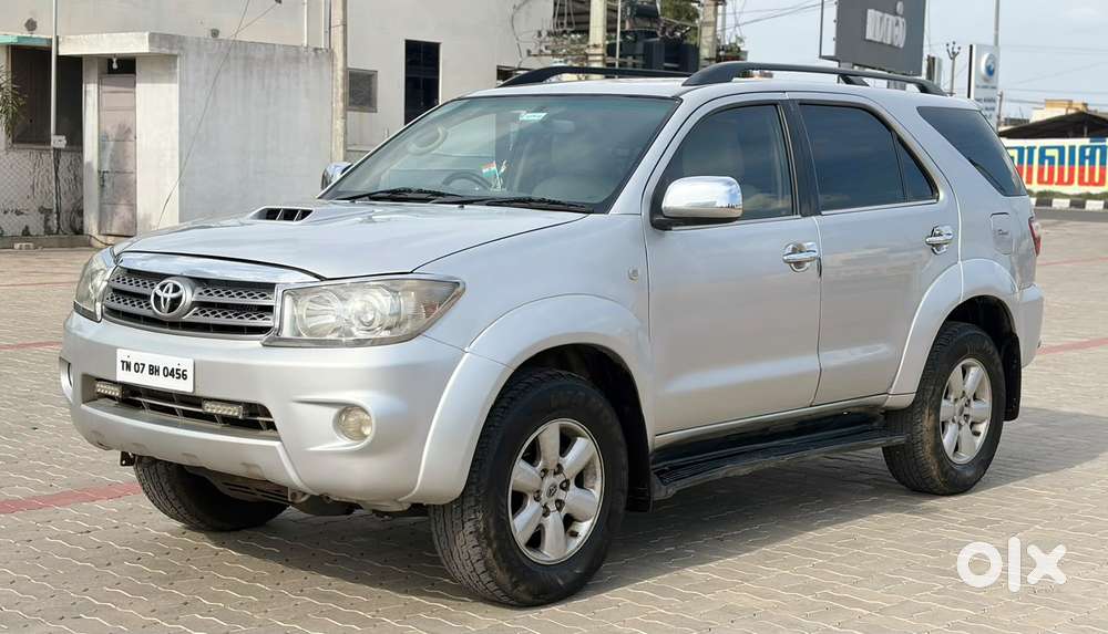Toyota Fortuner, 2010, Diesel