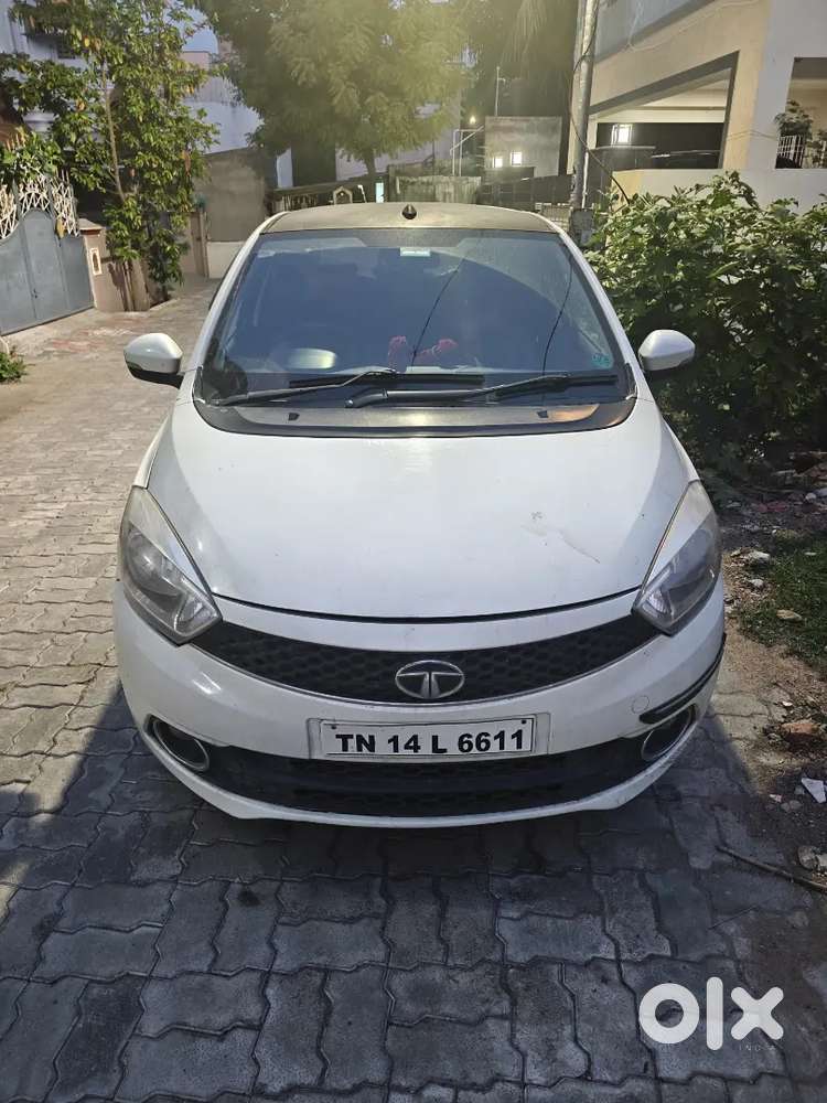 Tata Tiago Petrol Amt 2017
