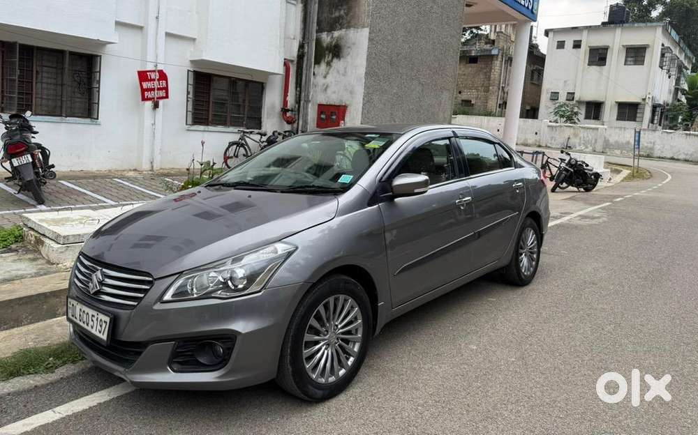 Maruti Suzuki Ciaz Alpha Diesel Smart Hybrid, 80000 Driven