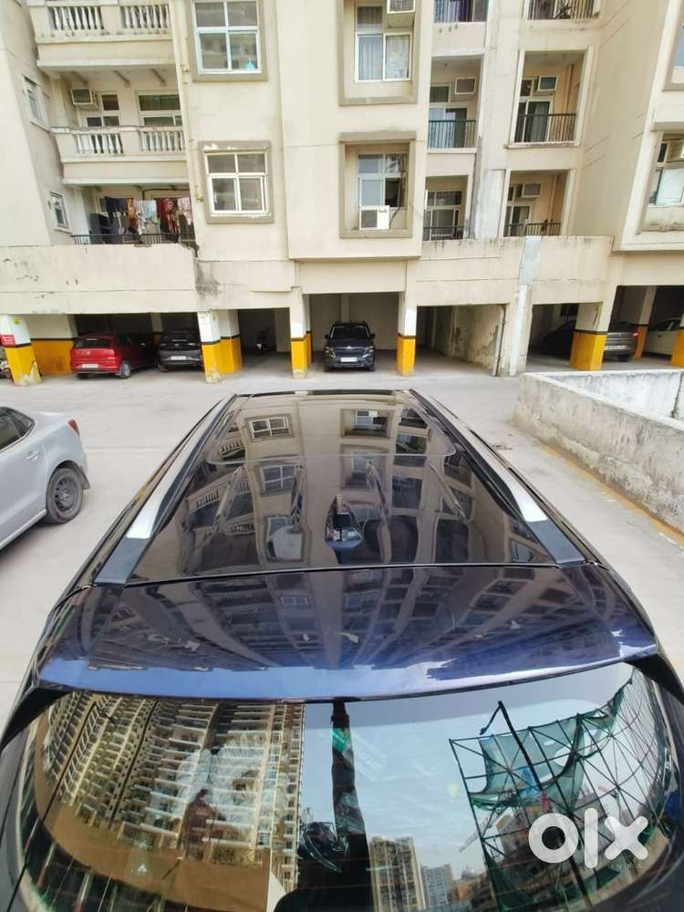 Mahindra Xuv700, Ax7 L,  2023 Petrol 27000 Km Driven