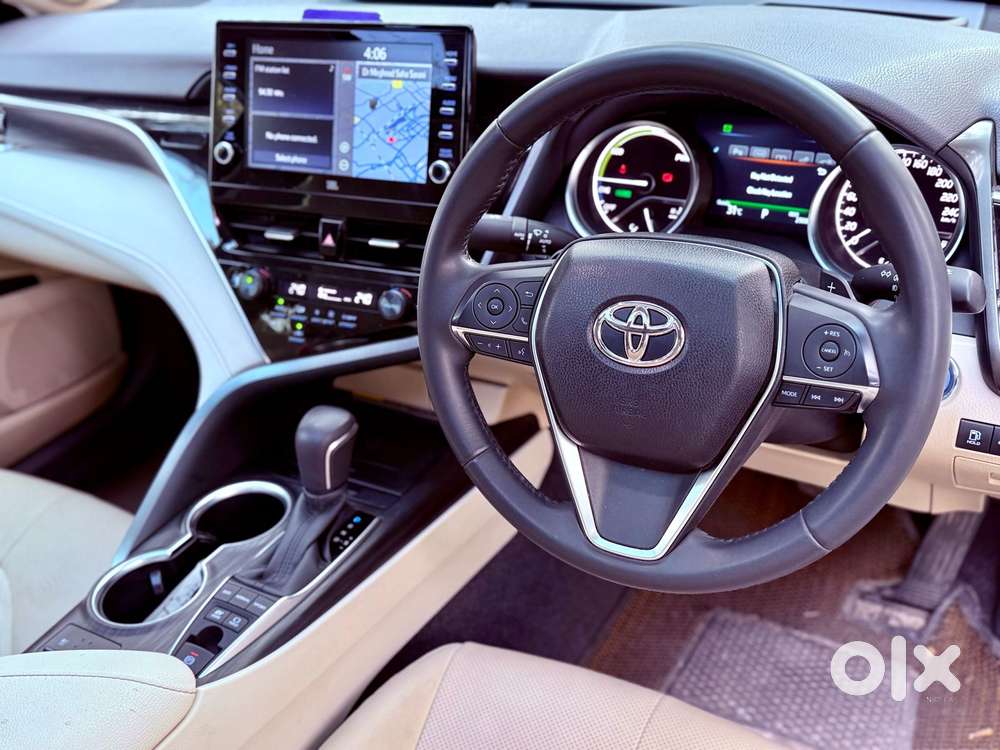 Toyota Camry Hybrid, 2024, Petrol